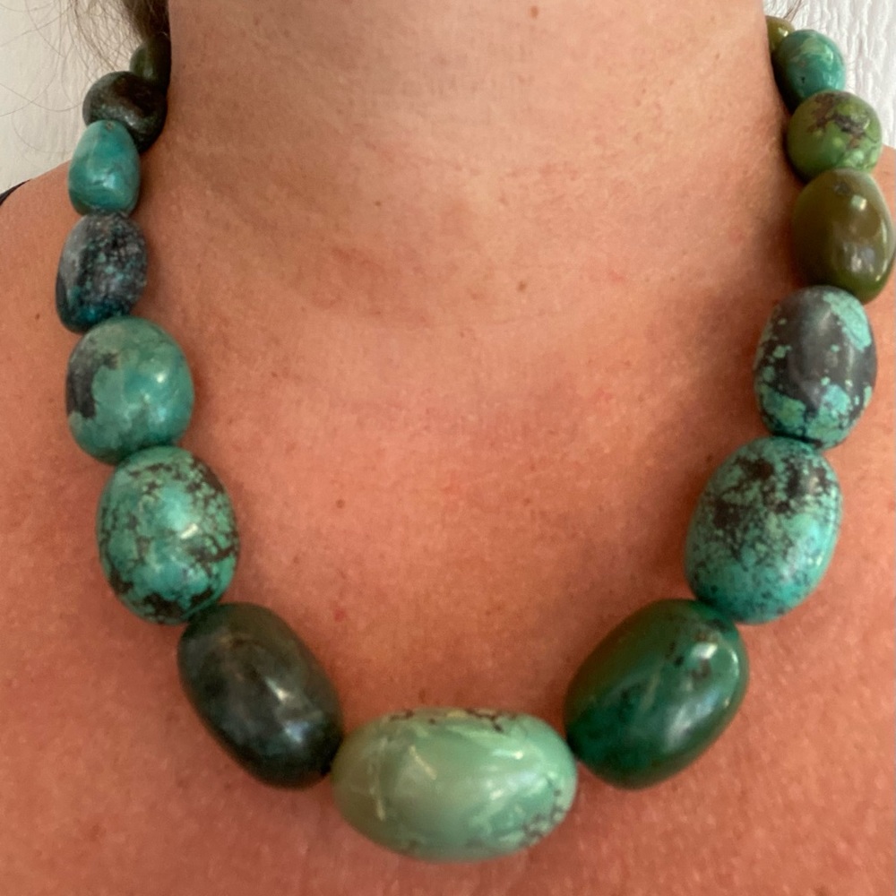 23-Inch handcrafted turquoise necklace.